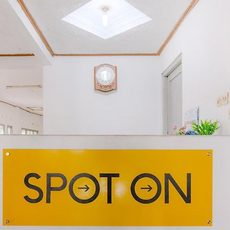 Oyo Life 2638 Hotel Raya Sarangan Εξωτερικό φωτογραφία