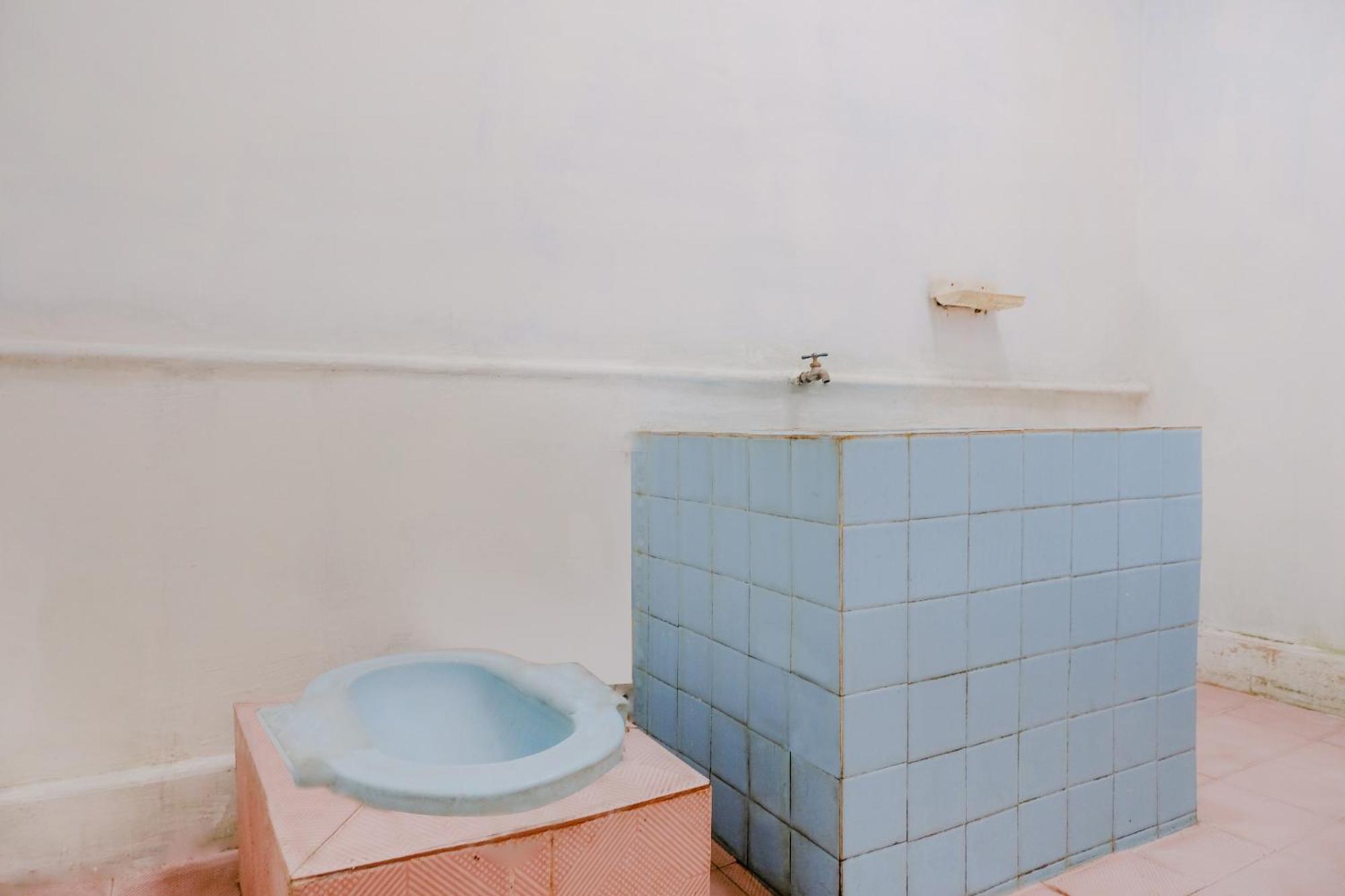 Oyo Life 2638 Hotel Raya Sarangan Εξωτερικό φωτογραφία