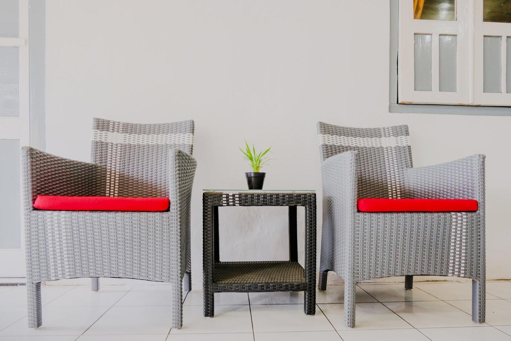Oyo Life 2638 Hotel Raya Sarangan Εξωτερικό φωτογραφία